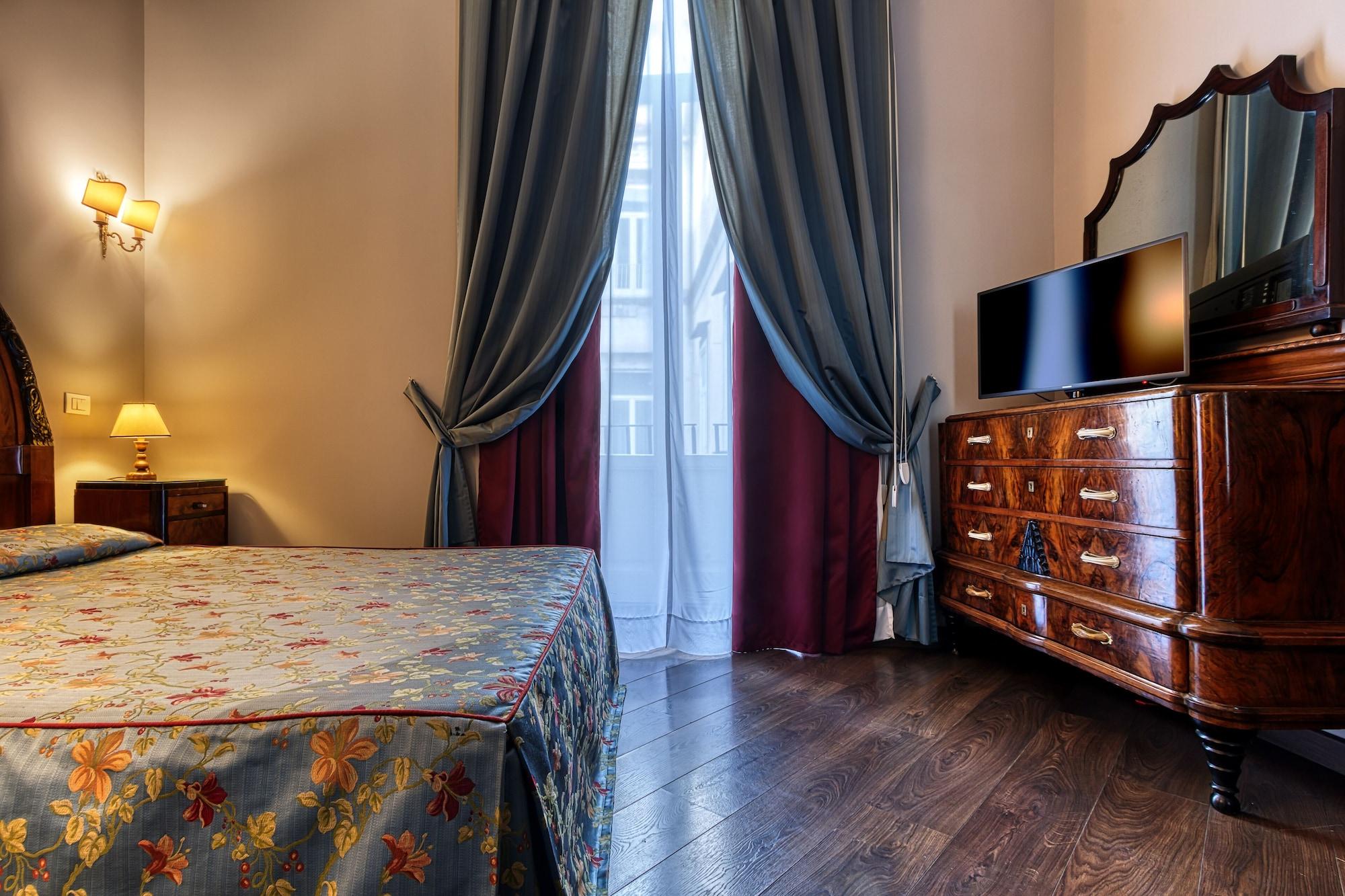 Hotel Decumani De Charme