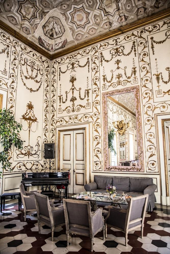 Decumani De Charme Hotel Neapel