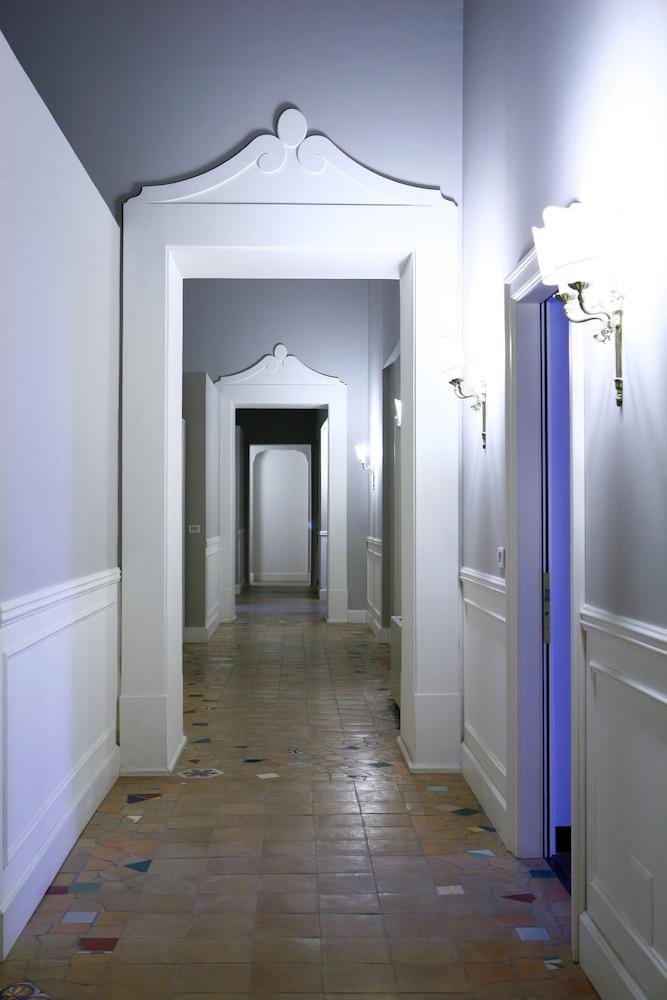 Decumani De Charme 4* Napels